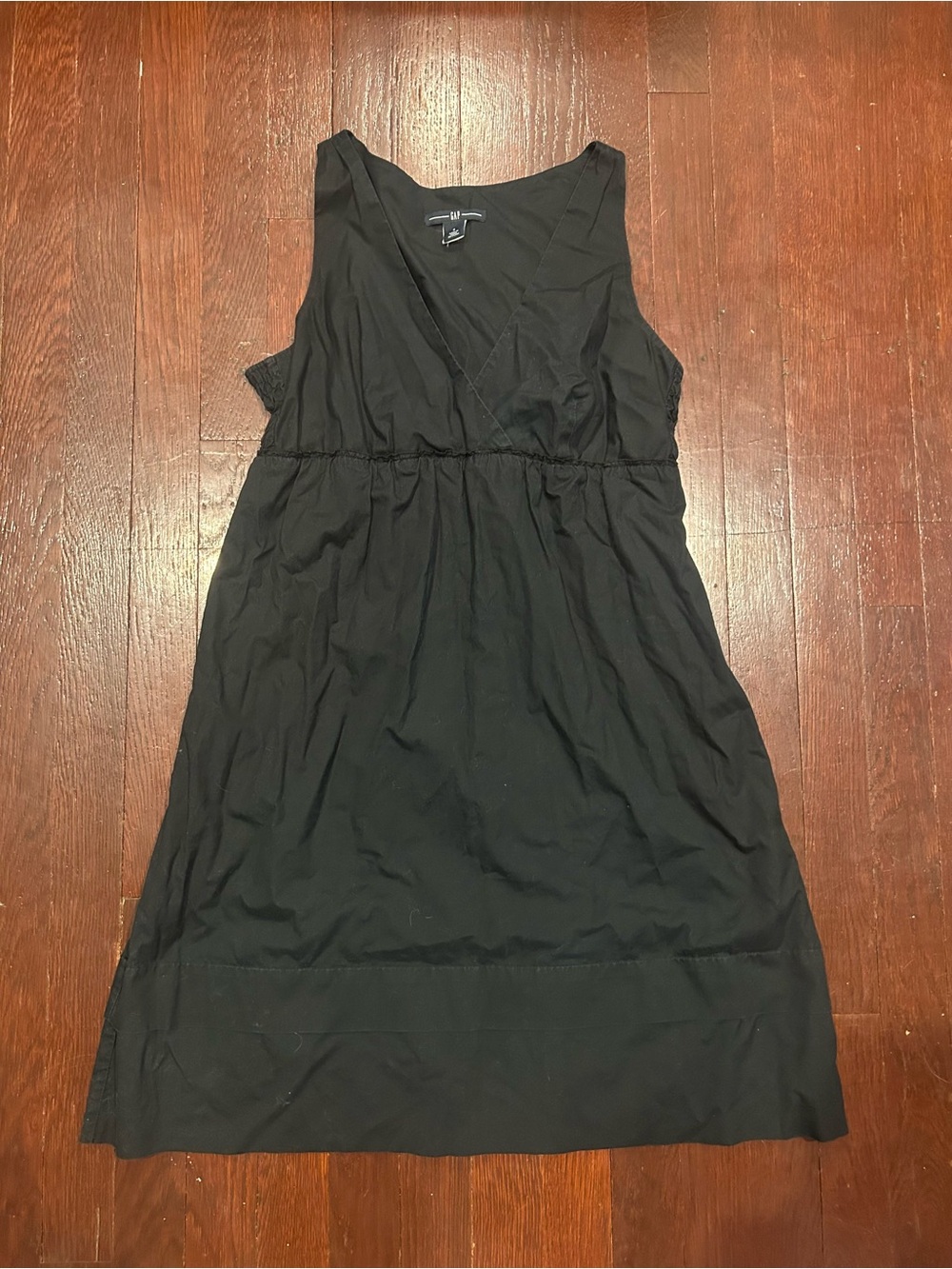 GAP Black Sleeveless V-Neck Day Dress